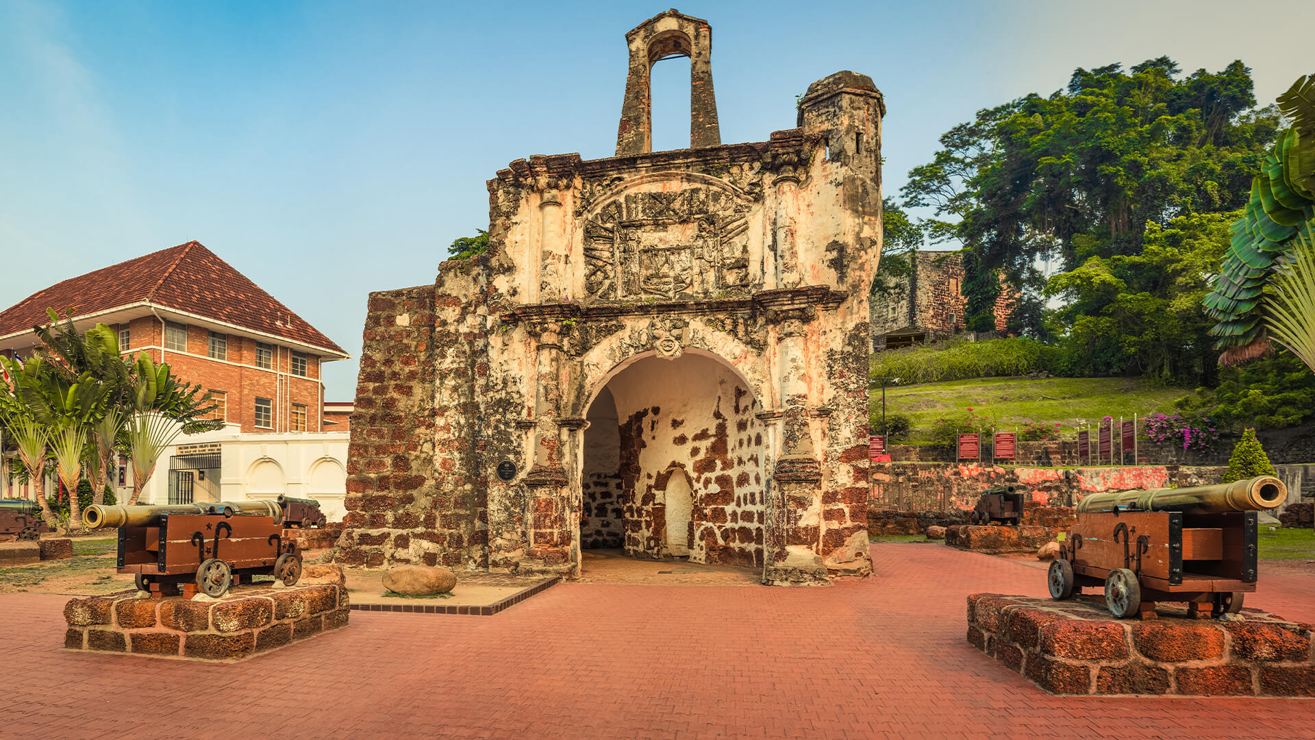 Crossroads of Southeast Asia: Singapore, Malaysia & Thailand